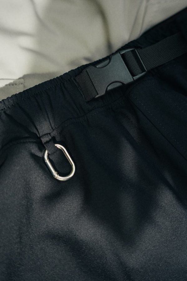 REFLECTIVE LOGO CARGO SHORTS BLACK - obrazek 5
